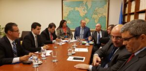 Aureo e parlamentares brasileiros em reunião na sede da ONU