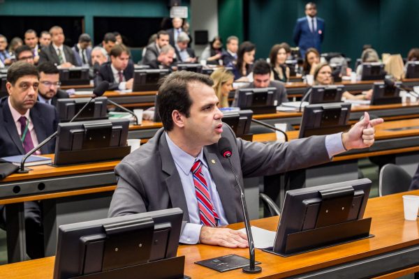 Deputado Federal defende em seu mandato a defesa da vida e da família. Foto: Solidariedade na Câmara.