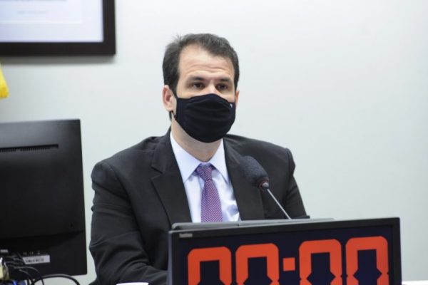 Diferença entre as Leis Rouanet e Aldir Blanc